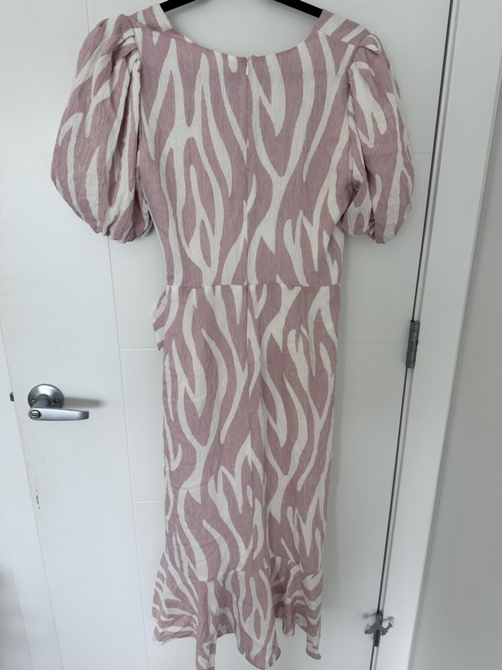 Parker New York Zebra-Print Puff-Sleeve Faux Wrap Midi Dress - Picture 5 of 9